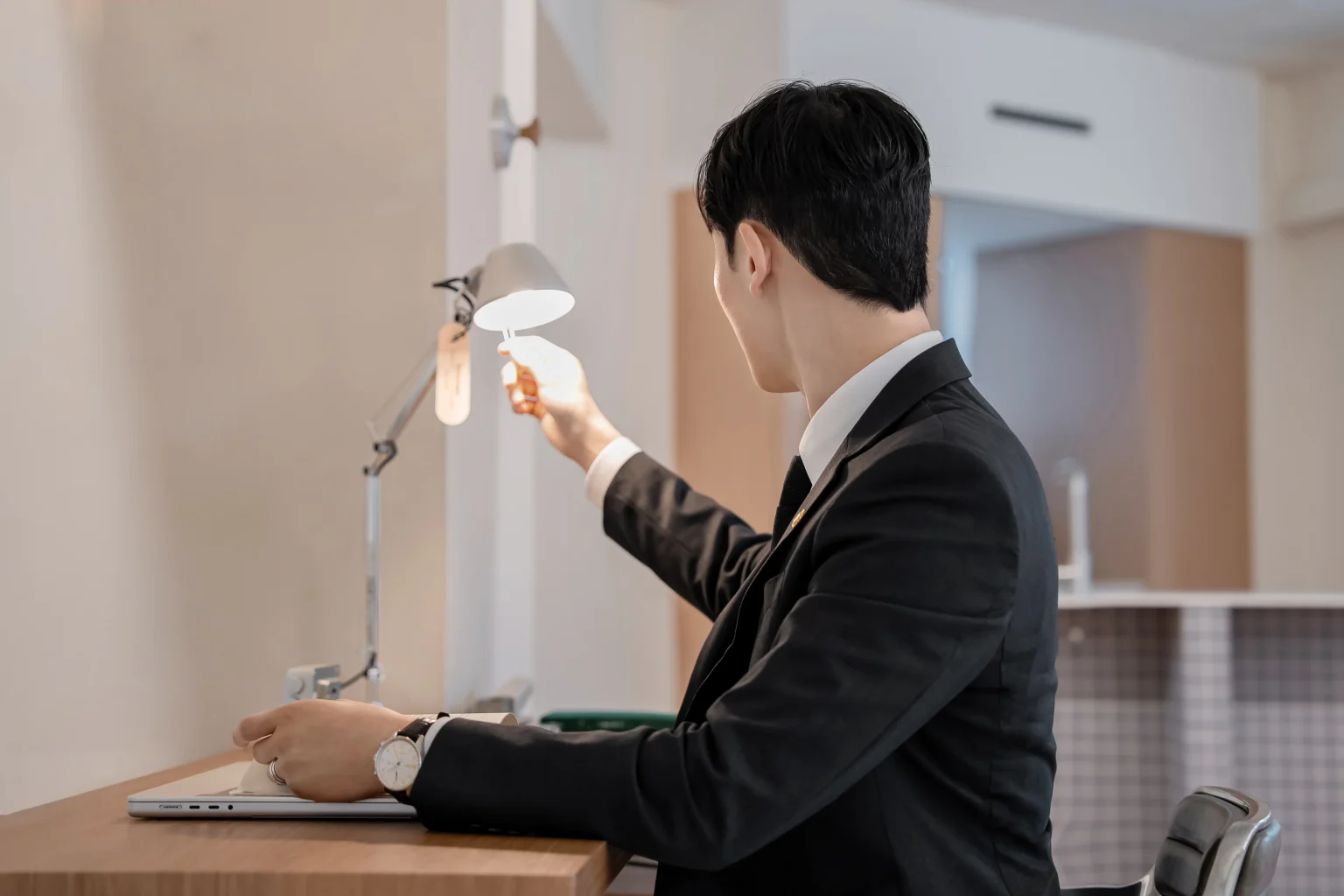 서초앤프롬케이 대표 변호사